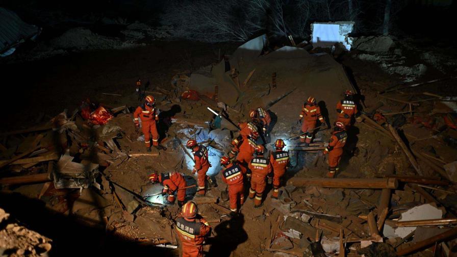 Al menos 127 muertos, 734 heridos y 20 desaparecidos por terremoto en China