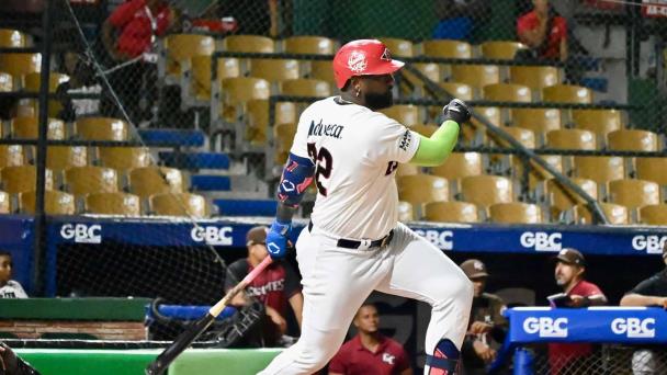 Franmil y Alexander conducen al Escogido a barrera a los Gigantes