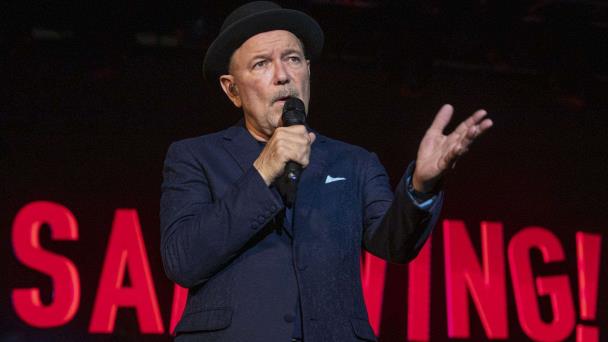 El cantautor Rubén Blades reflexiona sobre la invasión de Estados Unidos a Panamá