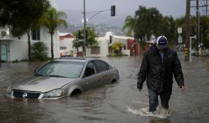 Tormenta amenaza con provocar inundaciones en sudeste de California