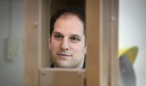 Funcionario ruso dice que EEUU demora canjes de presos con reclamos desiguales