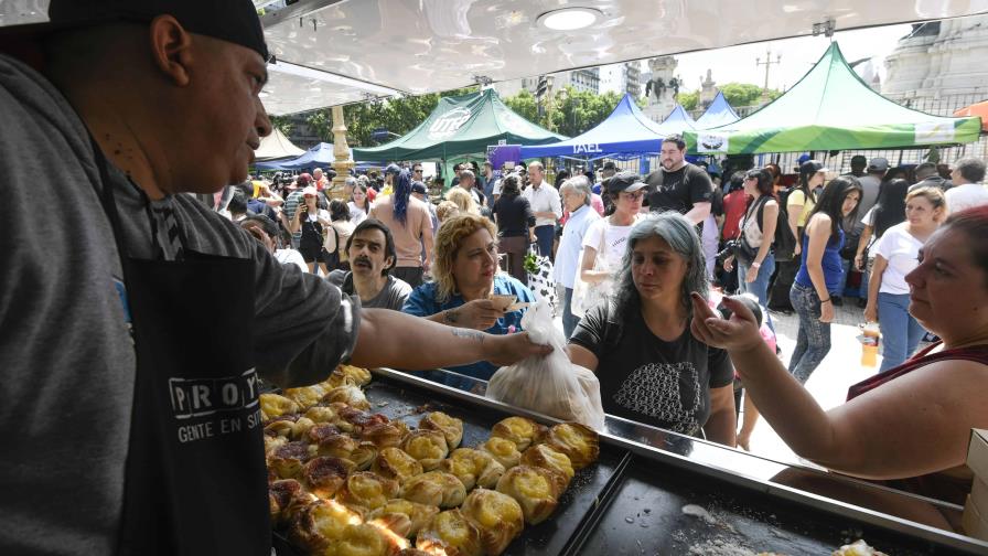 Entre inflación y preocupación, los argentinos se preparan para las fiestas