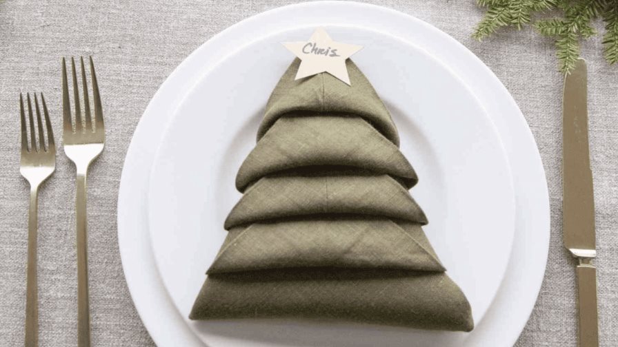 Ideas para doblar tus servilletas en la cena de Nochebuena