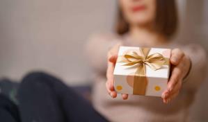 Regalar tiene beneficios para la salud: conoce cinco de ellos