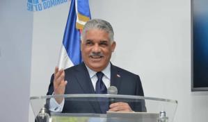 Vargas Maldonado tildó de “bulto mediático” montaje del gobierno para recibir crucero en Pedernales