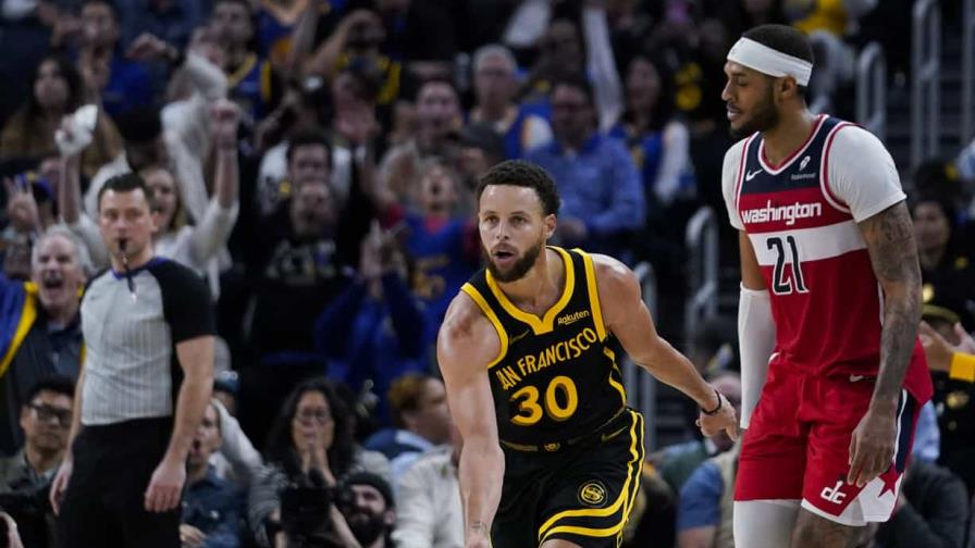 Curry supera a su excompañero Poole, en triunfo de Warriors sobre Wizards