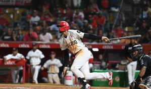 El Escogido remontó tres veces al Licey y vuelve al tercer lugar