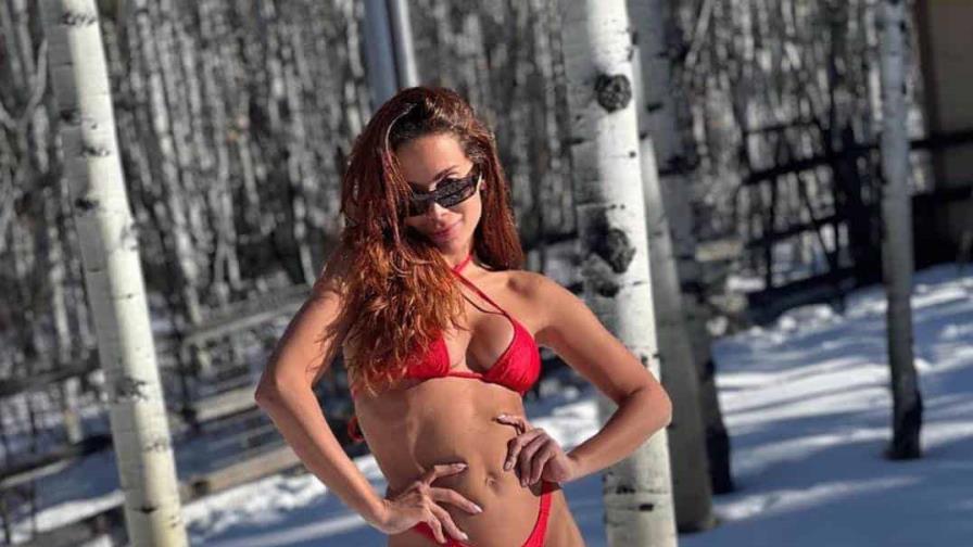 El bikinazo de Anitta en la nieve que encendió las redes sociales