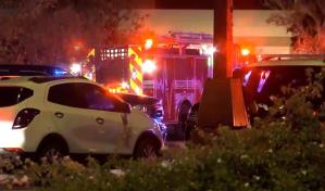 Un hombre es asesinado a balazos y una mujer fue herida en un centro comercial de Florida