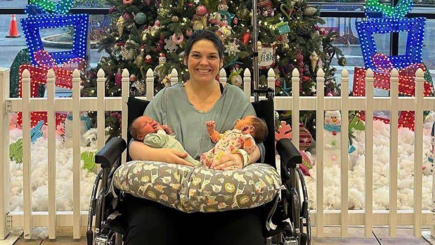 Una mujer de Estados Unidos con útero doble da a luz a dos niñas en días diferentes