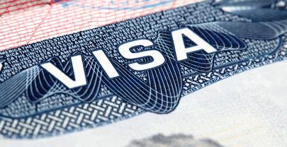&iquest;Qu&eacute; cambia ahora para estudiantes y periodistas tras el freno a nuevas reglas de visas en EE. UU.?