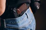 Mujer sentenciada a 8 años de prisión por comprar arma usada contra dos policías en EE.UU. Mujer sentenciada a 8 años de prisión por comprar arma usada contra dos policías en EE.UU.