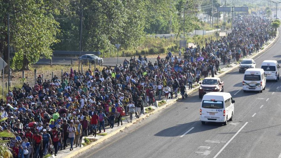 Caravana de migrantes pide en México más oportunidades para quienes huyen de la pobreza
