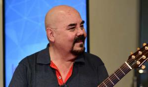 Fallece Adri&aacute;n Barrenechea, uno de los cantautores m&aacute;s destacados de Bolivia