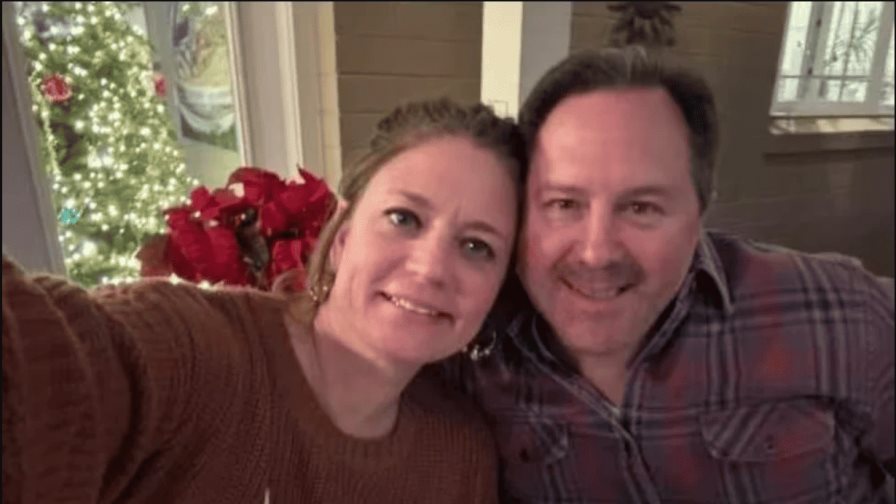 Hombre mata a dos mujeres y se suicida durante una fiesta de Navidad en EE.UU.