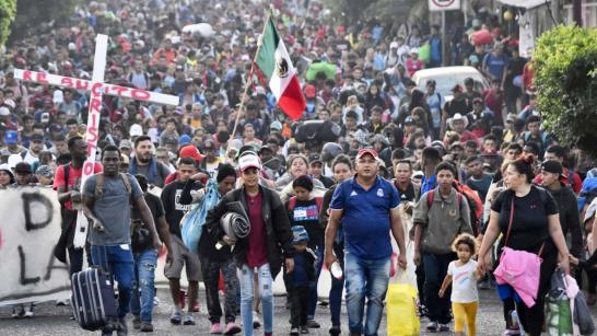 Caravana De Migrantes Crece En Su Camino Hacia La Frontera Norte ...