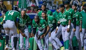 Dairon Blanco le da el triunfo a las Estrellas en el arranque del round robin