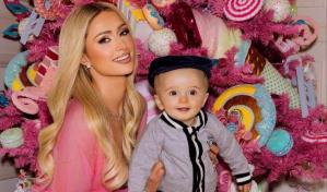 Paris Hilton celebra la primera Navidad con su hijo Phoenix y declara tener la familia so&ntilde;ada