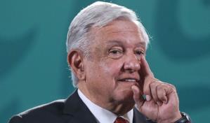 López Obrador asegura que está bajando la migración tras su reunión con EE.UU.