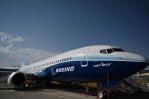 Boeing pide a aerolíneas inspeccionar sus aviones 737 Max por posible tornillo suelto Boeing pide a aerolíneas inspeccionar sus aviones 737 Max por posible tornillo suelto