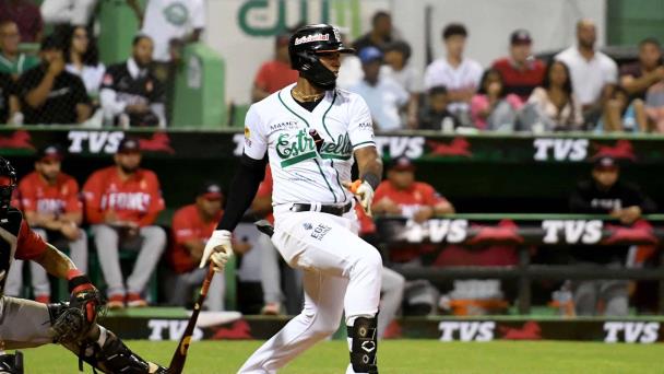 Díaz y Sanó comandan el triunfo de las Estrellas sobre el Escogido