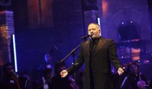 Pavel Núñez presenta su concierto Sinfónico en el Teatro Nacional