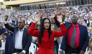 La Batalla de la Fe: Miles elevan una oraci&oacute;n por las elecciones de febrero y mayo