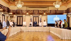 Abinader reconoce retos de acuerdo firmado con ambientalistas