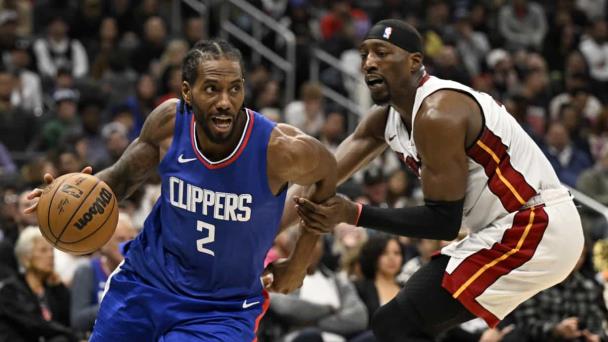 Leonard llega a 13.000 puntos en su carrera y los Clippers vencen 121-104 a Miami