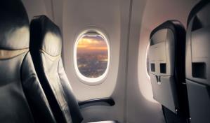 Azafatas revelan las cinco áreas más sucias de un avión