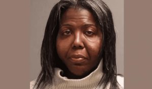 Acusan en Filadelfia a transgénero de violar a dos niños