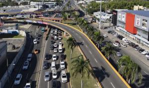 Qué necesita hacer RD para conseguir el grado de inversión, según cuatro economistas