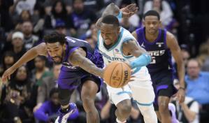 Rozier vuelve y anota 34 puntos por Hornets, que cortan racha de 11 derrotas