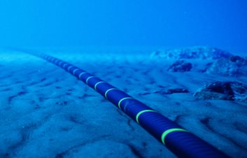 Un cable de 21 kilómetros permite observar zonas abisales nunca vistas en el mar Jónico