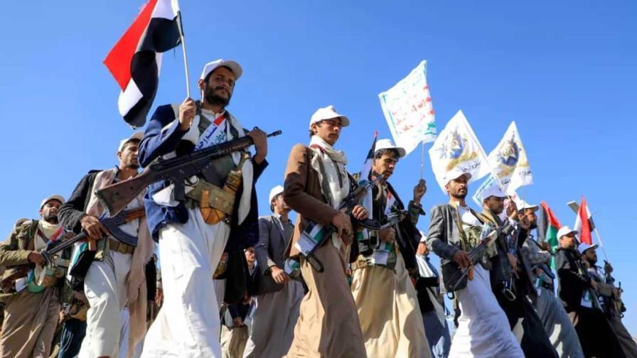 EE.UU. y 11 países más advierten a los hutíes de que habrá consecuencias a sus ataques EE.UU. y 11 países más advierten a los hutíes de que habrá consecuencias a sus ataques