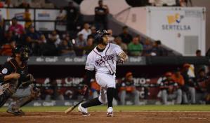 Leury García; "Estoy de vuelta, es mejor cuando te pagan jugando"