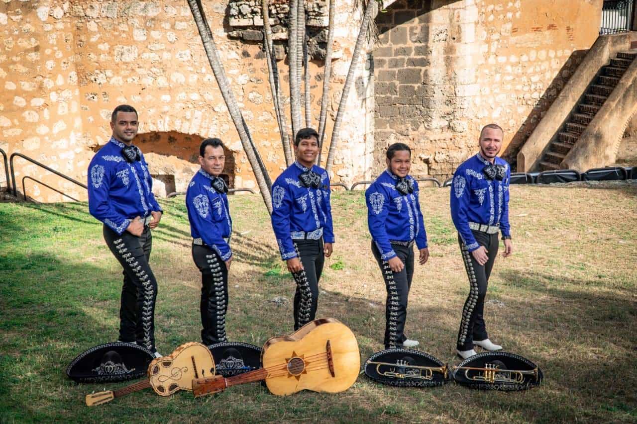 Mariachi RD Internacional.