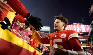 Patrick Mahomes no jugar&aacute; en la &uacute;ltima semana ante Chargers, con el t&iacute;tulo del Oeste asegurado