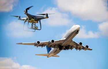 Un dron en aeropuerto de Puerto Rico provoca desvío de vuelo de Madrid hacia RD