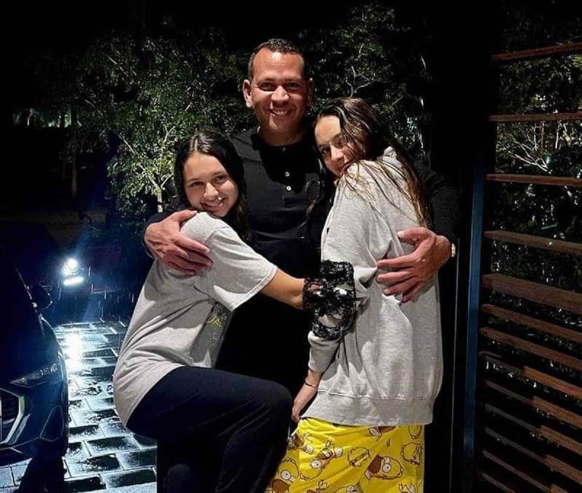 Hijas De Alex Rodriguez 2024 In Photos: Alex Rodriguez Enjoys Early