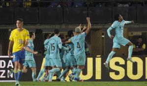 Barcelona saca una ag&oacute;nica victoria ante Las Palmas y es tercero en solitario