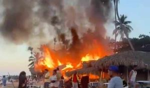 Un incendio afecta varios restaurantes en Las Terrenas, Samaná