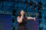Melody Astacio se destaca durante presentación en Batalla de la Fe