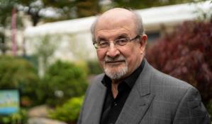 Aplazan el juicio al agresor de Salman Rushdie por la próxima publicación del escritor