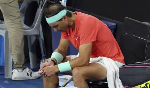 Hay preocupaci&oacute;n por la lesi&oacute;n de Nadal tras perder en cuartos de final en su regreso en Brisbane