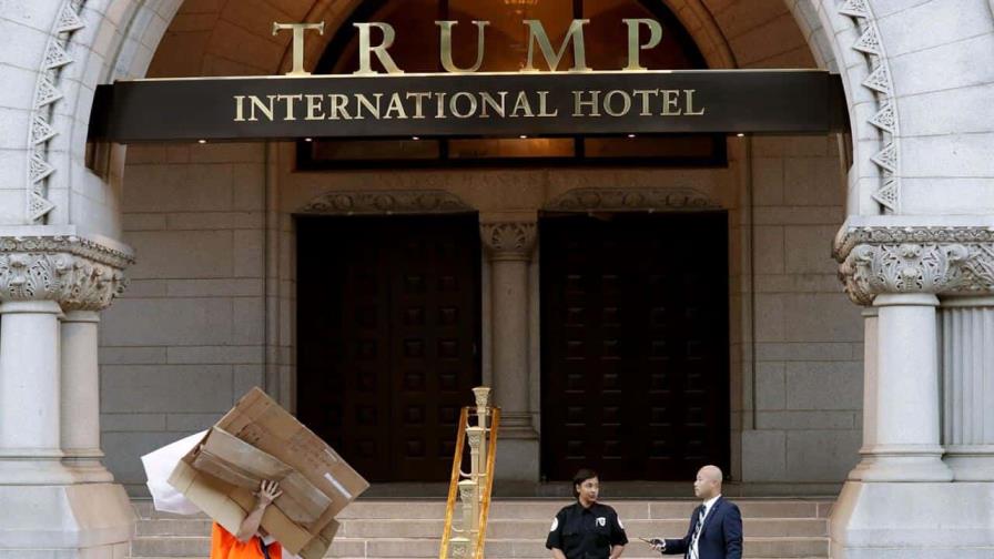 Gobiernos extranjeros gastaron millones en firmas del expresidente Trump, según informe