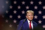 Votantes de Illinois piden a tribunales excluir a Trump de la boleta electoral de las primarias Votantes de Illinois piden a tribunales excluir a Trump de la boleta electoral de las primarias