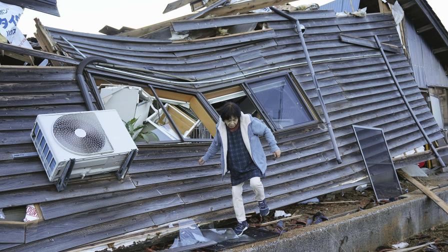 Las víctimas del terremoto en Japón ascienden a 110 muertos y 210 desaparecidos