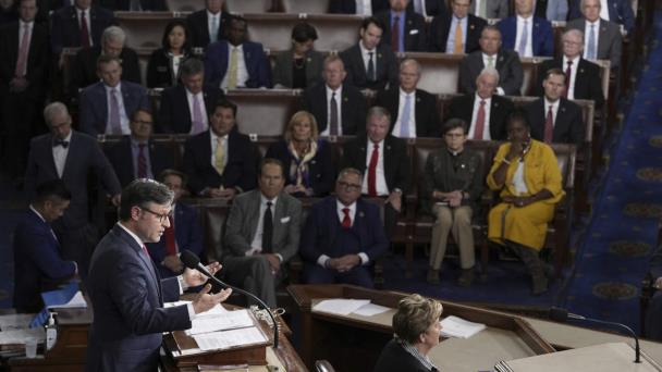 Líderes del Congreso de EEUU anuncian acuerdo sobre tope al gasto público