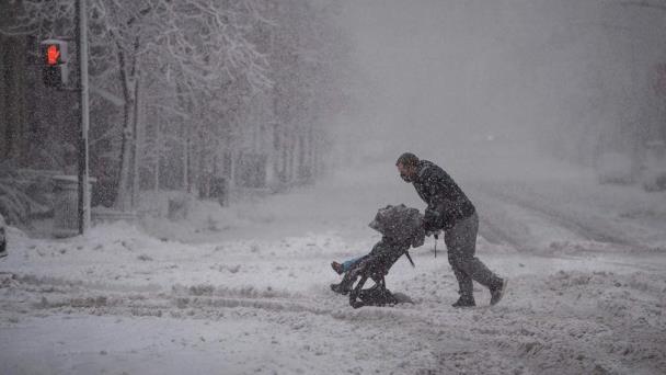 EE.UU. se prepara para la primera tormenta invernal del año, una excepcionalmente poderosa